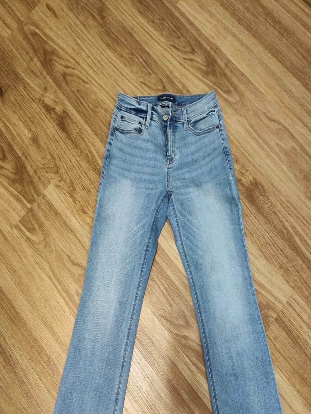 Aeropostale boot cut jean